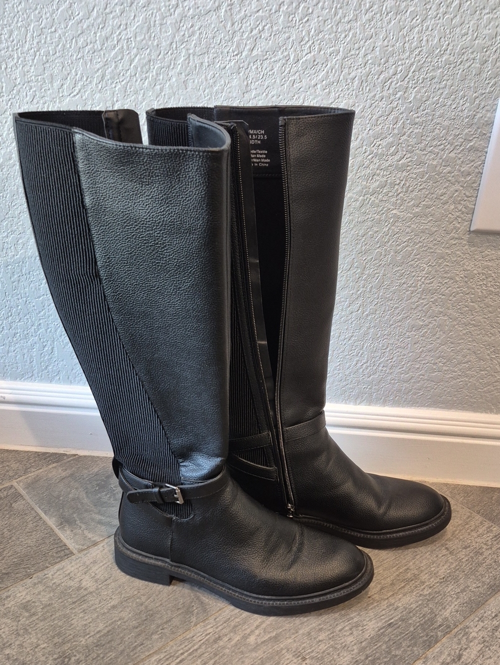 Kenneth Cole Women's Black Knee-High Riding Boots Size 7